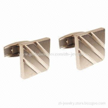 Square/silver gold-plated cufflink, smooth, shiny and bright polish
